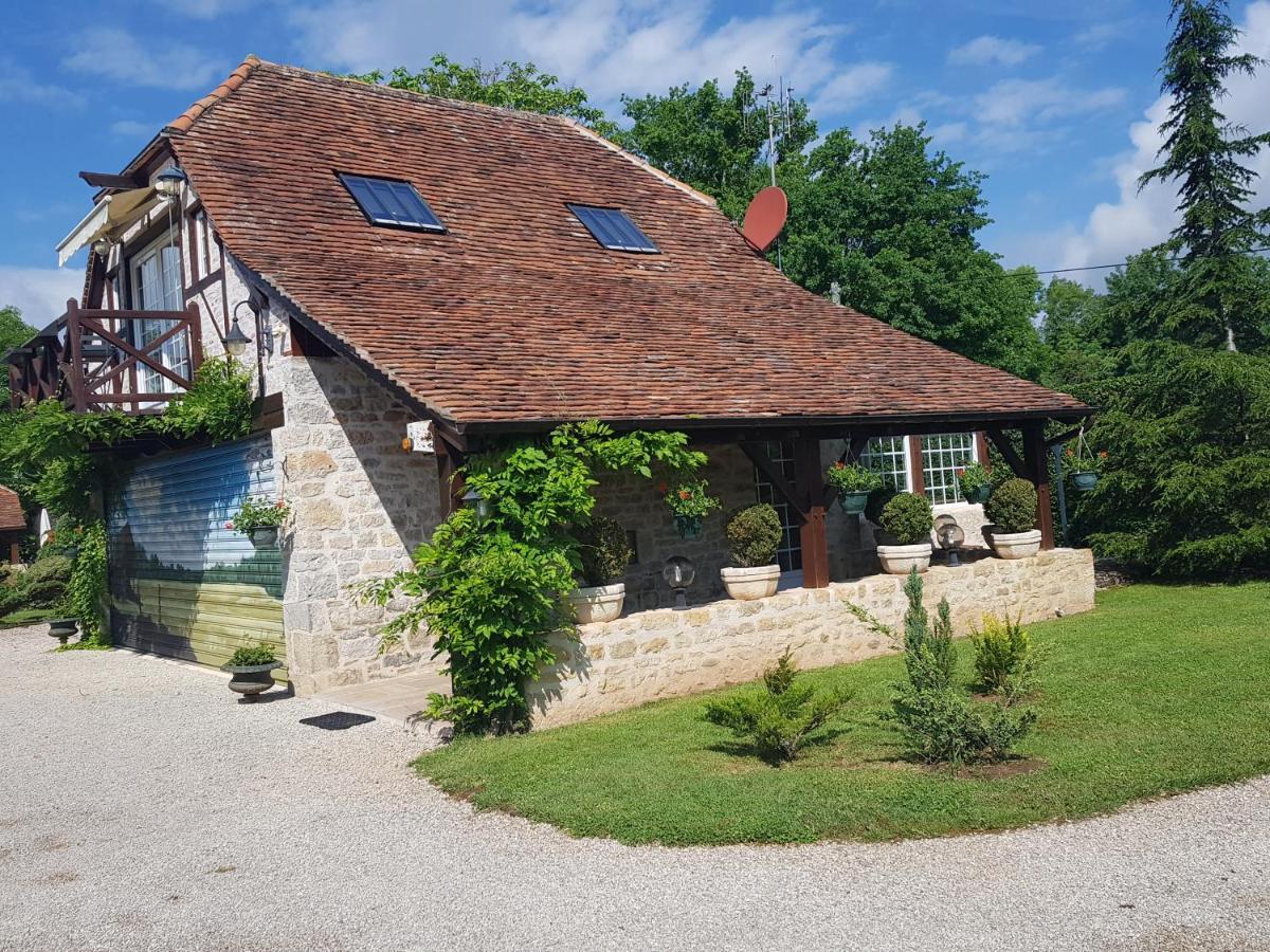Bed and Breakfast Moulin Du Soustre Cavagnac Экстерьер фото