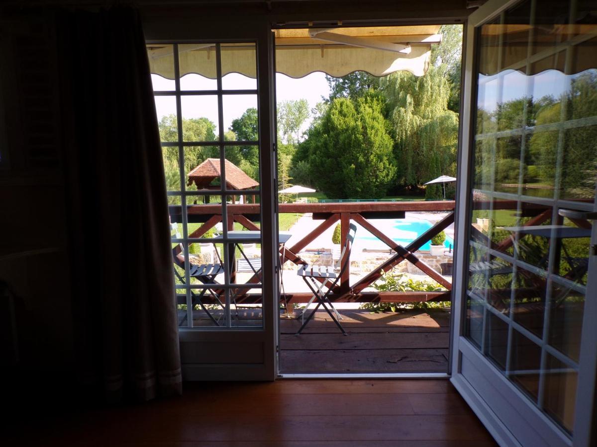 Bed and Breakfast Moulin Du Soustre Cavagnac Экстерьер фото