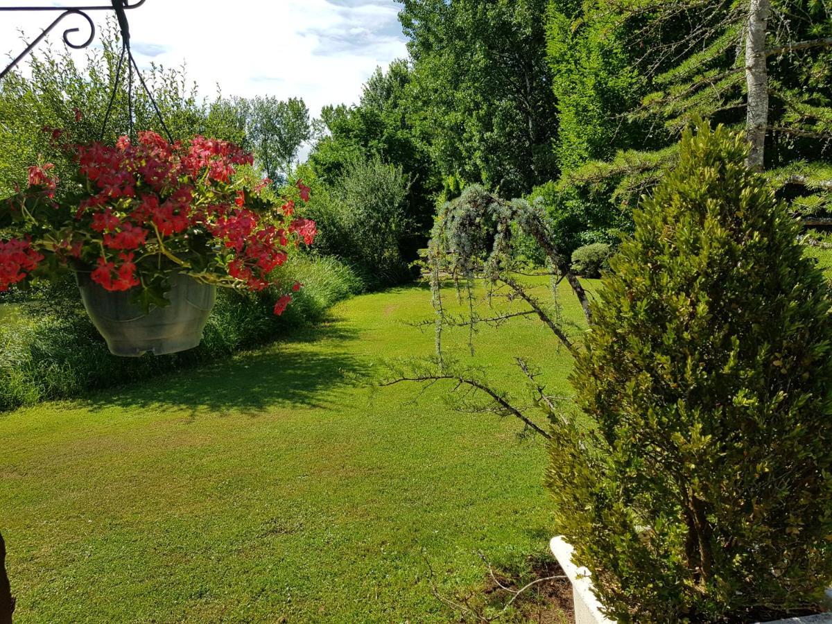 Bed and Breakfast Moulin Du Soustre Cavagnac Экстерьер фото